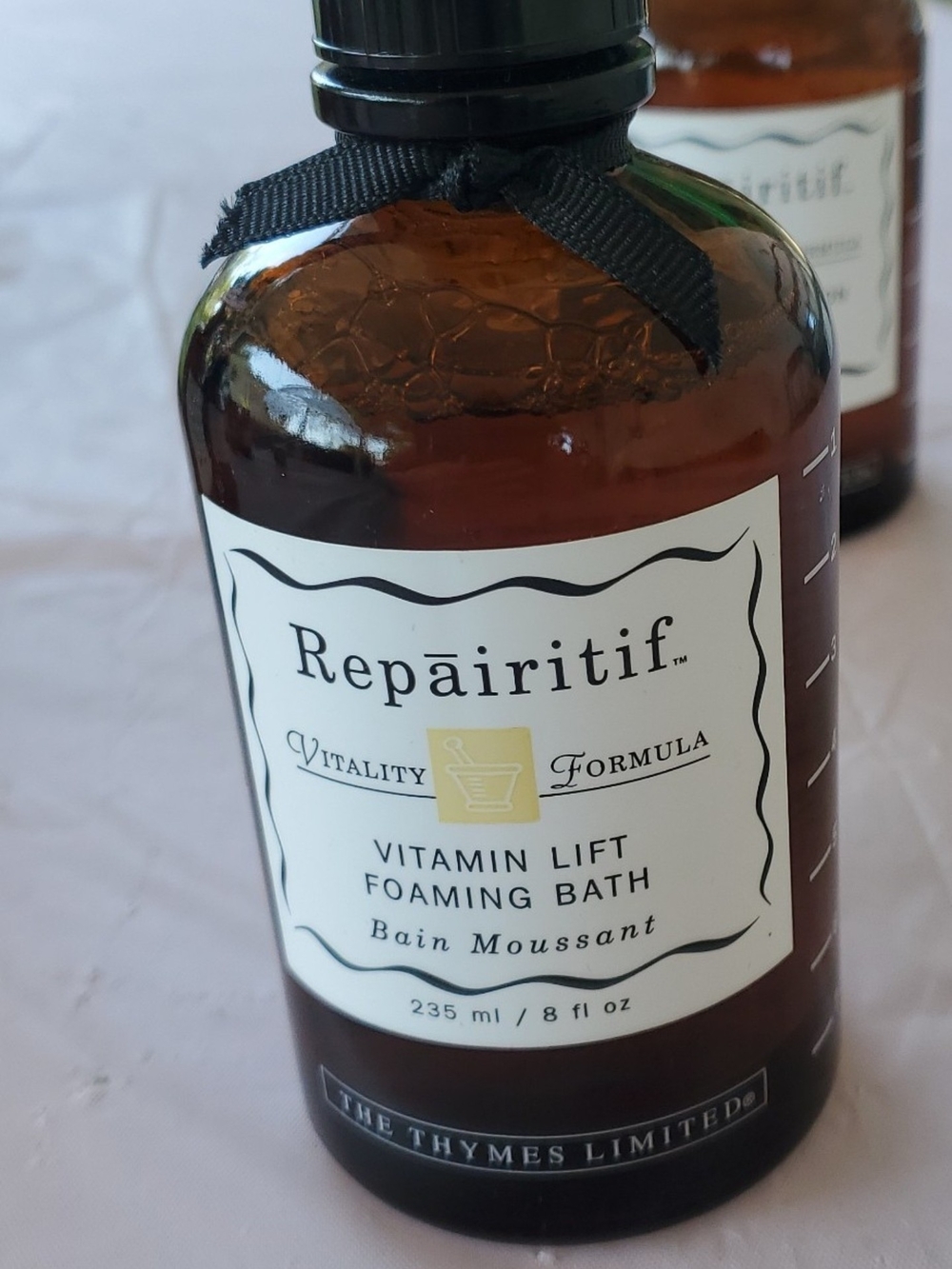 The Thymes Repairitif foaming bath RARE DISCONTINUED VITALITY 8oz